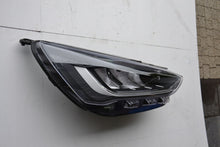 Laden Sie das Bild in den Galerie-Viewer, Frontscheinwerfer Ford Focus NX7B-13E014-CF Full LED Rechts Headlight SCH7362038856pt