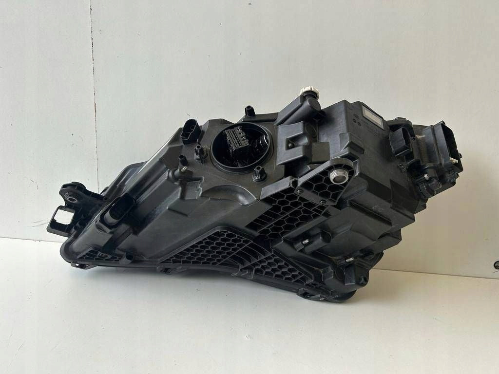 Frontscheinwerfer Skoda Superb III 3V1941016D Rechts Scheinwerfer Headlight