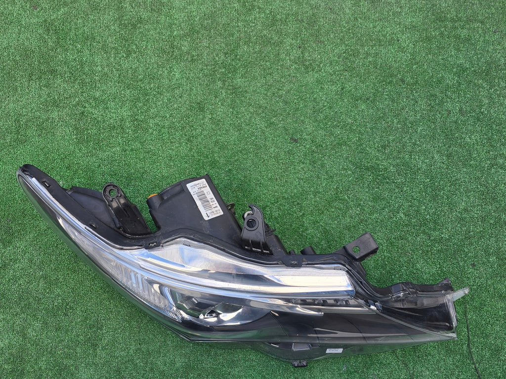 Frontscheinwerfer Toyota Auris 89909424 LED Rechts Scheinwerfer Headlight SCH7168299250ik