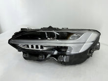 Laden Sie das Bild in den Galerie-Viewer, Frontscheinwerfer Volvo V90 32228676 Links Scheinwerfer Headlight SCH8317512295av