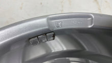 Laden Sie das Bild in den Galerie-Viewer, 1x Alufelge 17 Zoll 7.0" 5x114.3 43 5ET KBA53506 Kia Sportage V Rim Wheel FEL3020182491su