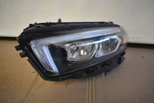 Laden Sie das Bild in den Galerie-Viewer, Frontscheinwerfer Mercedes-Benz W177 A1779064105 FALSE Scheinwerfer Headlight SCH6866967886vy