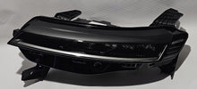 Laden Sie das Bild in den Galerie-Viewer, Frontscheinwerfer Renault Megane I E-Tech 260605490R LED Links Headlight SCH1743486530nk
