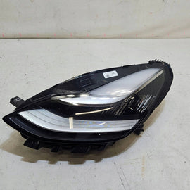 Frontscheinwerfer Tesla Model 3 1077375-00-C Links Scheinwerfer Headlight SCH1744262121tn