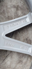 Laden Sie das Bild in den Galerie-Viewer, 1x Alufelge 17 Zoll 7.5" 5x112 30ET 6883518 BMW 3 G21 G22 G20 G23 2 G42 FEL1165944579ft