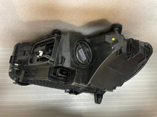 Load image into Gallery viewer, Frontscheinwerfer Mercedes-Benz W206 A2069067203 LED Rechts Headlight SCH9483116139nv