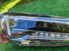 Load image into Gallery viewer, Frontscheinwerfer Hyundai Tucson 92102-D7700 LED Rechts Scheinwerfer Headlight