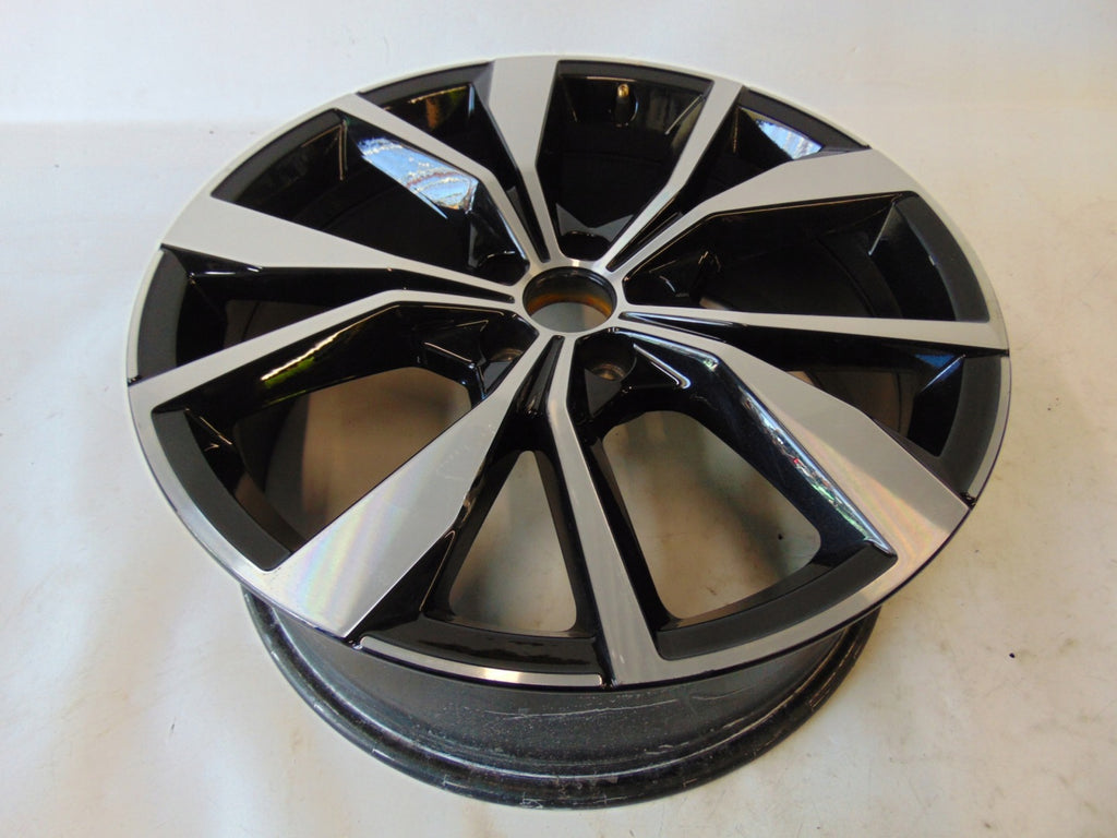 1x Alufelge 18 Zoll 7.0" 5x100 39ET 2G7601025F VW Taigo Rim Wheel FEL4275967560xb