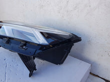 Laden Sie das Bild in den Galerie-Viewer, Frontscheinwerfer Dacia Sandero III Jogger 260601750R LED Links Headlight