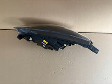 Laden Sie das Bild in den Galerie-Viewer, Frontscheinwerfer Ford Fiesta I VII N1BB-13W014-AG LED Rechts Headlight SCH4250910030gr