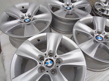 Laden Sie das Bild in den Galerie-Viewer, 4x Alufelge 17 Zoll 8.0" 5x120 30ET Glanz Silber 6790172 BMW F11 F10 F12 F13 FEL1934936595wa