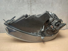 Laden Sie das Bild in den Galerie-Viewer, Frontscheinwerfer VW Golf VI Plus I 5M1941752B Xenon Rechts Headlight SCH1210174768hw