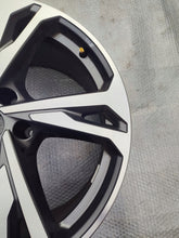 Laden Sie das Bild in den Galerie-Viewer, 1x Alufelge 20 Zoll 10.0" 5x130 39ET Glanz 85H601025CC Audi Rim Wheel FEL2876740901tw