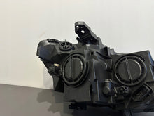 Load image into Gallery viewer, Frontscheinwerfer Mercedes-Benz Cla Links Scheinwerfer Headlight SCH1566469628su