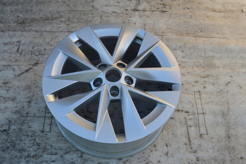 1x Alufelge 17 Zoll 7.0" 5x112 46ET Glanz Silber 5E3601025E Skoda Octavia 5e3 Iv FEL1091012852mh