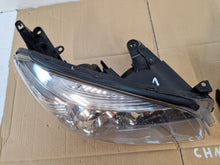 Load image into Gallery viewer, Frontscheinwerfer Toyota Rav 4 Ein Satz Scheinwerfer Headlight SCH3958368464gc