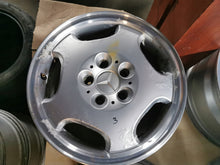 Load image into Gallery viewer, 4x Alufelge 16 Zoll 7.5&quot; 5x112 41ET A2104011202 Mercedes-Benz Rim Wheel