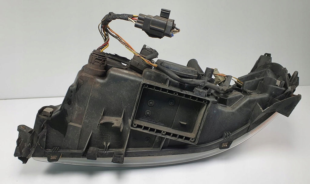 Frontscheinwerfer Volvo V70 II 30648209 Rechts Scheinwerfer Headlight