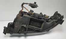 Load image into Gallery viewer, Frontscheinwerfer Volvo V70 II 30648209 Rechts Scheinwerfer Headlight
