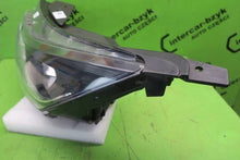 Laden Sie das Bild in den Galerie-Viewer, Frontscheinwerfer Hyundai I20 92101-Q0050 Links Scheinwerfer Headlight SCH4398226856mq