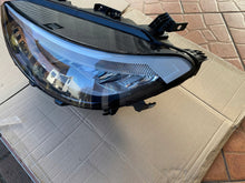 Laden Sie das Bild in den Galerie-Viewer, Frontscheinwerfer VW Id.3 10B941005C Links Scheinwerfer Headlight SCH1383704701lh
