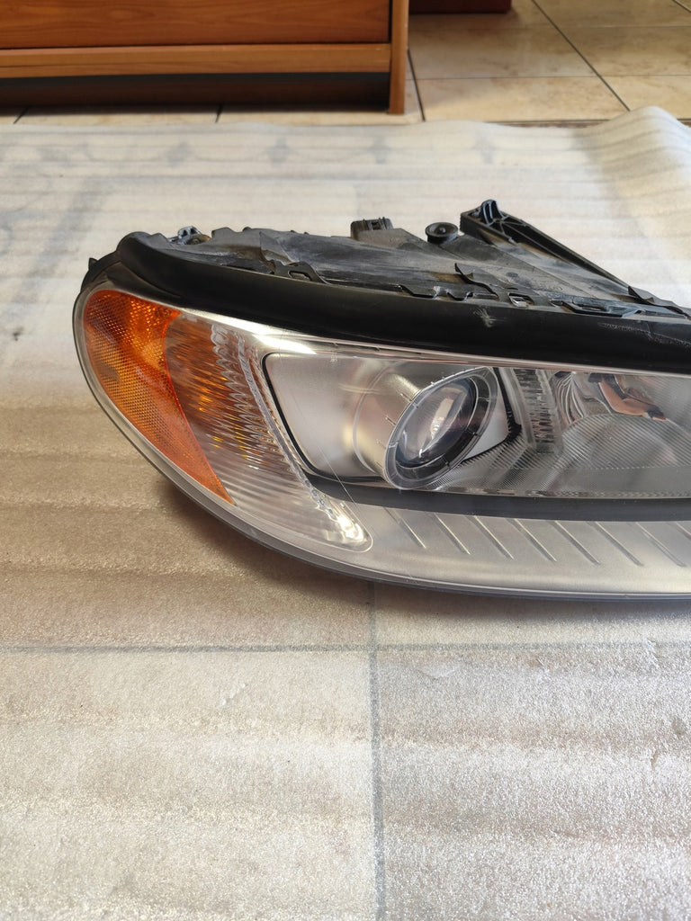 Frontscheinwerfer Volvo Xc70 31214348 Rechts Scheinwerfer Headlight SCH7775055673ai