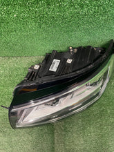 Laden Sie das Bild in den Galerie-Viewer, Frontscheinwerfer VW Multivan Transporter 7E1941035 Full LED Links Headlight SCH2475369063sn