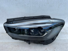 Laden Sie das Bild in den Galerie-Viewer, Frontscheinwerfer Mercedes-Benz W247 A2479061903 LED Links Headlight