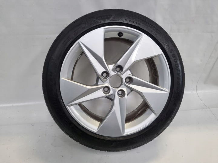 1x Alufelge 16 Zoll 8.0" 5x112 46ET Silber 8Y0601025A Audi A3 Rim Wheel FEL3429164646px