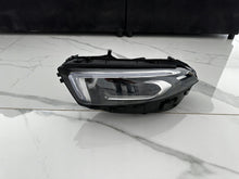 Laden Sie das Bild in den Galerie-Viewer, Frontscheinwerfer Mercedes-Benz A1779062505 LED Links Scheinwerfer Headlight