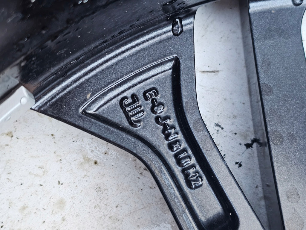 1x Alufelge 18 Zoll 8.0" 5x112 46ET Glanz Schwarz 8Y0601025CF Audi A3 Rim Wheel FEL5188503903as