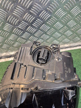Laden Sie das Bild in den Galerie-Viewer, Frontscheinwerfer Porsche Taycan 9J1941031H LED Links Scheinwerfer Headlight SCH9671969709mo