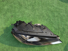 Laden Sie das Bild in den Galerie-Viewer, Frontscheinwerfer VW Touareg 7P1941752 Bi-Xenon Rechts Scheinwerfer Headlight SCH4177375128zh