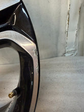 Laden Sie das Bild in den Galerie-Viewer, 1x Alufelge 17 Zoll 7.0" 4x108 38ET Glanz Schwarz 39182183 Opel Corsa F FEL2363241089sg