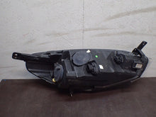 Laden Sie das Bild in den Galerie-Viewer, Frontscheinwerfer Ford Fiesta H1BB-13W030-AE Links Scheinwerfer Headlight