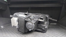 Laden Sie das Bild in den Galerie-Viewer, Frontscheinwerfer Toyota Proace City Verso LB82166 Full LED Links Headlight SCH5852947291ve