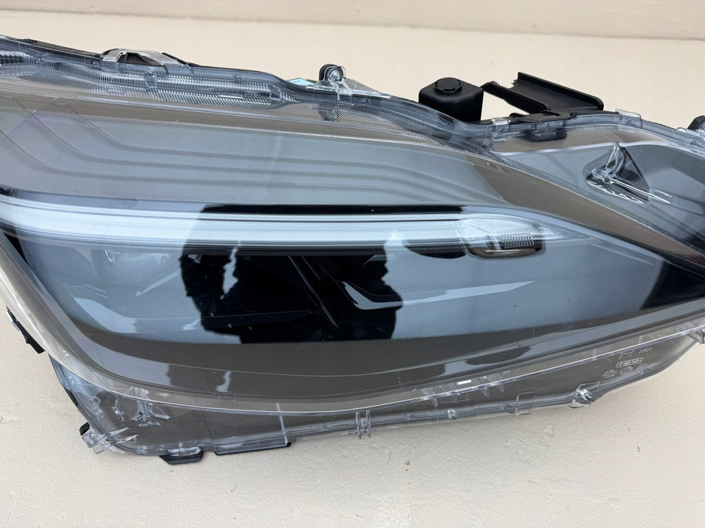 Frontscheinwerfer Toyota 4 Yaris Full LED Rechts Scheinwerfer Headlight SCH7857723151cx