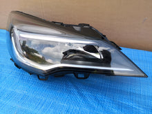 Laden Sie das Bild in den Galerie-Viewer, Frontscheinwerfer Opel Astra 662588537 LED Rechts Scheinwerfer Headlight