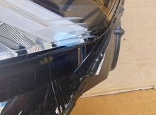 Laden Sie das Bild in den Galerie-Viewer, Frontscheinwerfer Dacia Sandero III Logan 260602561R Links Headlight