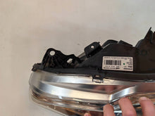 Load image into Gallery viewer, Frontscheinwerfer Peugeot 208 9802221880 Links Scheinwerfer Headlight SCH6867525211nk