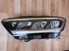 Laden Sie das Bild in den Galerie-Viewer, Frontscheinwerfer VW T-Roc 2GA941005F LED Links Scheinwerfer Headlight