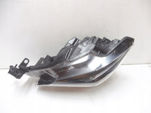 Laden Sie das Bild in den Galerie-Viewer, Frontscheinwerfer Mazda 6 Gj 100-65041 Links Scheinwerfer Headlight