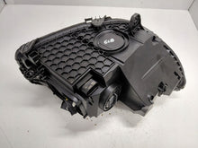 Laden Sie das Bild in den Galerie-Viewer, Frontscheinwerfer Mercedes-Benz W206 A2069068104 Links Scheinwerfer Headlight SCH2962296379kg