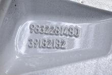 Load image into Gallery viewer, 1x Alufelge 17 Zoll 7.0&quot; 4x108 38ET Glanz Silber 39182182 Opel Corsa F Rim Wheel