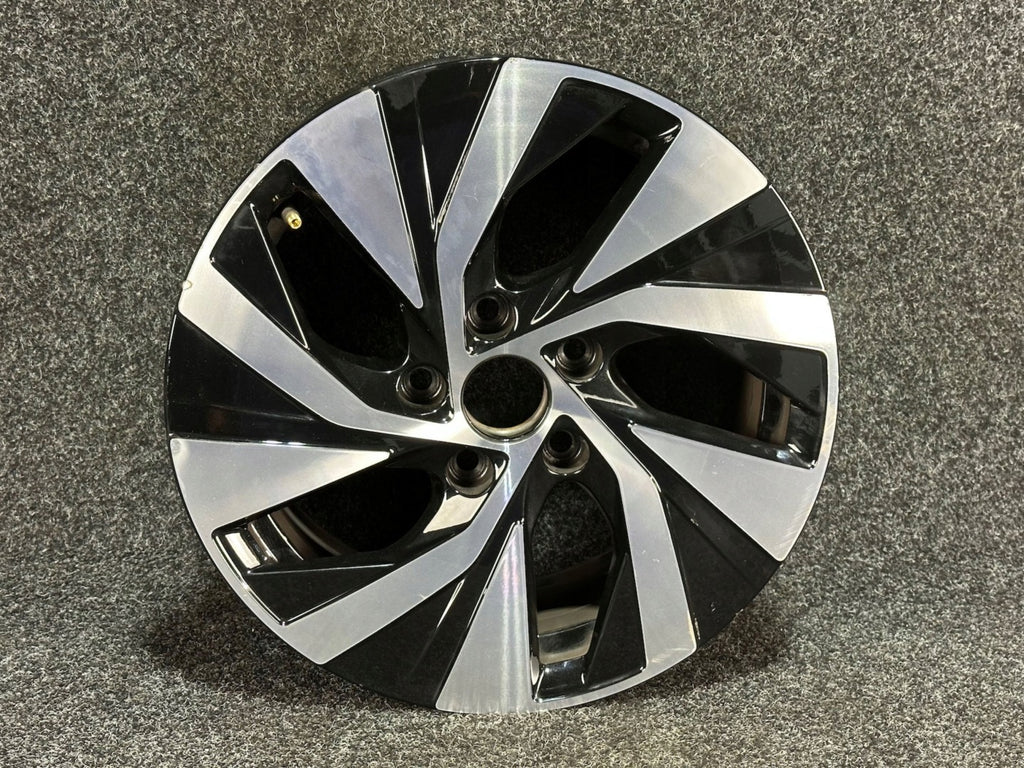 1x Alufelge 18 Zoll 3J0601025S VW Passat Rim Wheel FEL7262276240wd