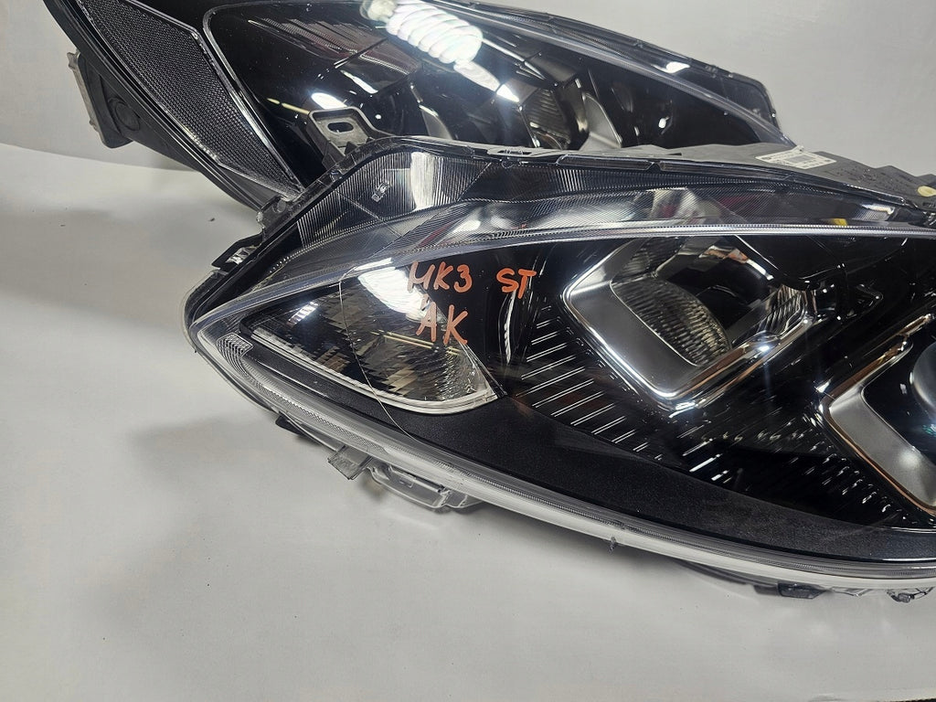Frontscheinwerfer Ford Kuga I LV4B-13W030-AK LV4B-13W029AK LED Ein Satz SCH1724855361wv
