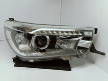 Load image into Gallery viewer, Frontscheinwerfer Toyota Hilux VIII LED Rechts Scheinwerfer Headlight SCH6842835709eg