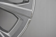 Laden Sie das Bild in den Galerie-Viewer, 4x Alufelge 17 Zoll 7.5" 5x112 30ET Glanz Silber 7915323 BMW Rim Wheel FEL7760069124im