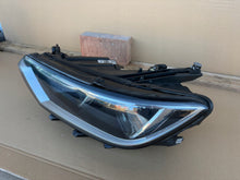 Load image into Gallery viewer, Frontscheinwerfer VW Passat B8 3G1941005 Links Scheinwerfer Headlight SCH6187203697bb