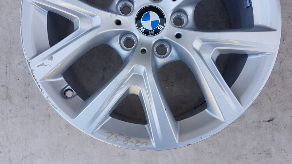 1x Alufelge 17 Zoll 6.5" 5x112 39ET Glanz Silber 6856076 BMW F39 X1 F48